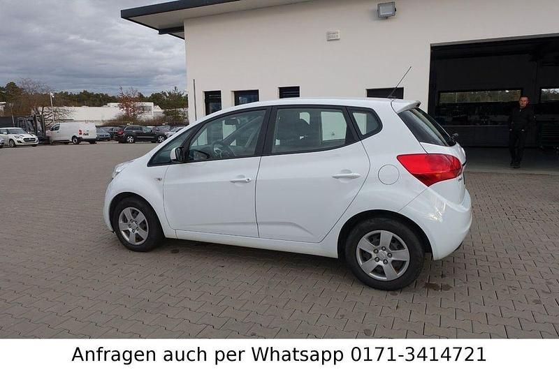 Gebraucht Kia Venga Edition 7 90 PS (66 kW) 2018 Carraraweiß Kleinwagen