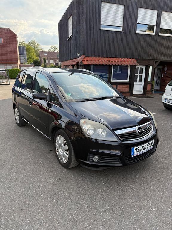 Schwarz Gebraucht 2007 Opel Zafira Edition Van / Kleinbus | 2.800 € (Fairer Preis) - Bild 1/4