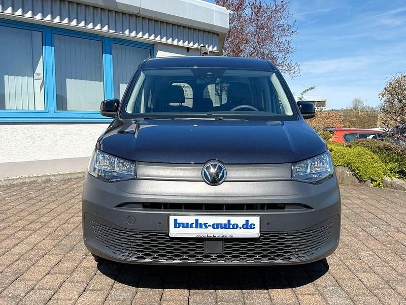 Gebraucht VW Caddy 114 PS (83 kW) 2022 Starlight blue metallic Van / Kleinbus