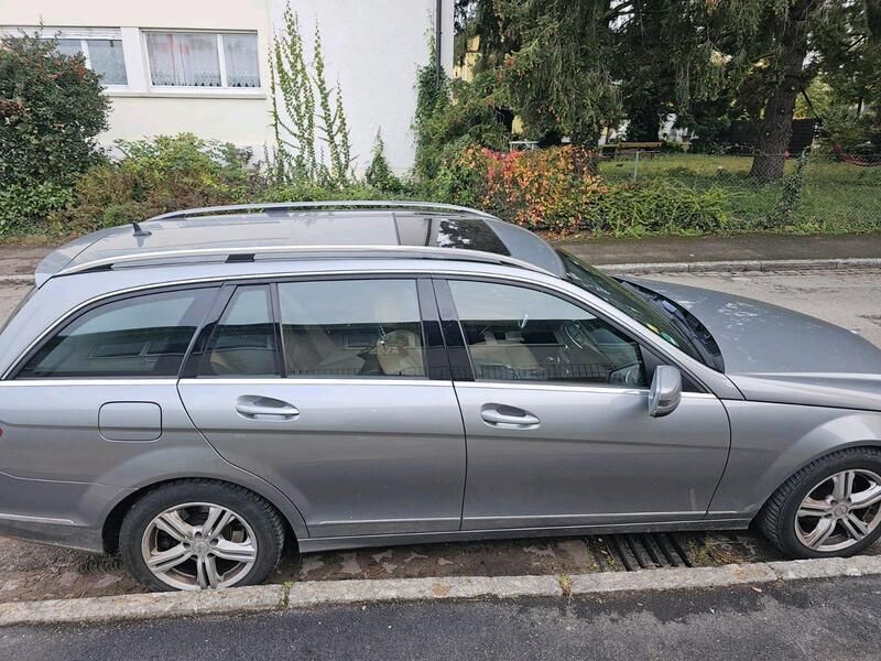 Silber Gebraucht 2013 Mercedes C250 Kombi | 11.290 € (Fairer Preis) - Bild 1/4