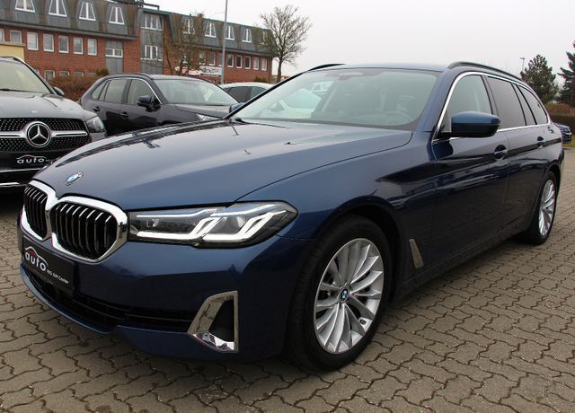Blau Gebraucht 2021 BMW 530 Luxury Line Kombi | 35.900 € (Fairer Preis) - Bild 1/4