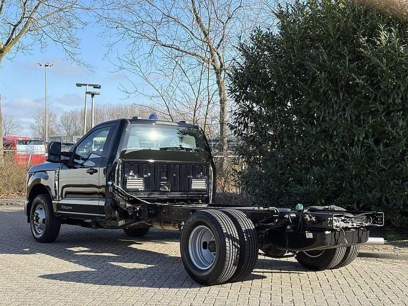 Gebraucht Ford V8 334 PS (245 kW) 2025 Schwarz SUV