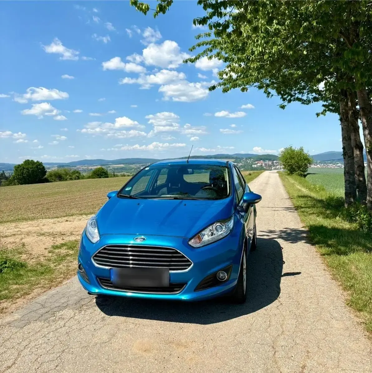 Gebraucht Ford Fiesta Titanium 101 PS (74 kW) 2013 Blau Kleinwagen