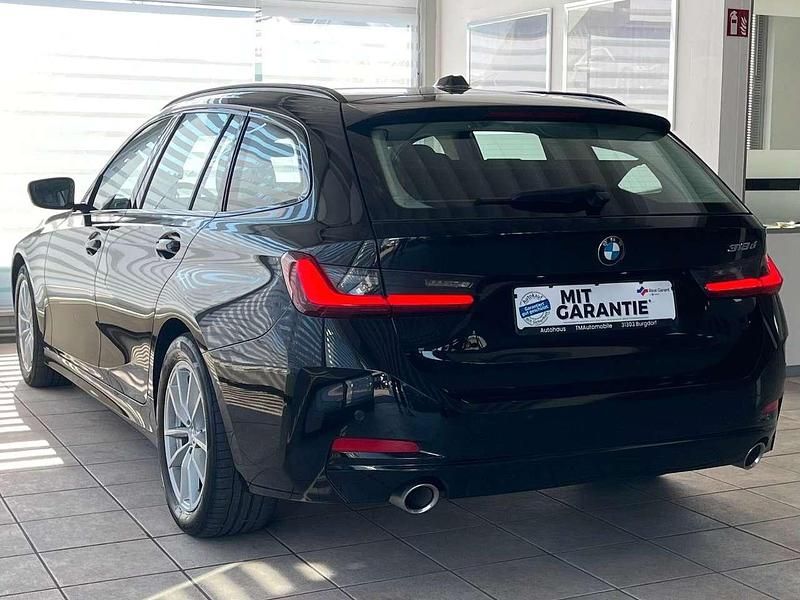 Gebraucht BMW 318 150 PS (110 kW) 2023 Schwarz Kombi