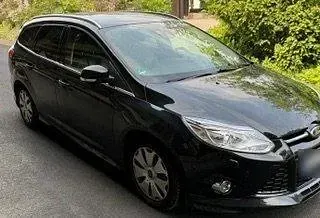 Gebraucht Ford Focus Titanium 163 PS (119 kW) 2012 Schwarz Kombi