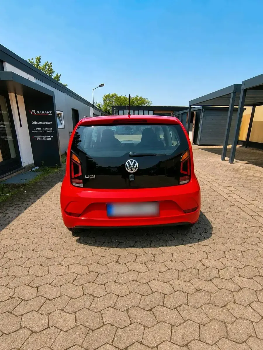 Gebraucht VW up! 60 PS (44 kW) 2017 Rot Kleinwagen