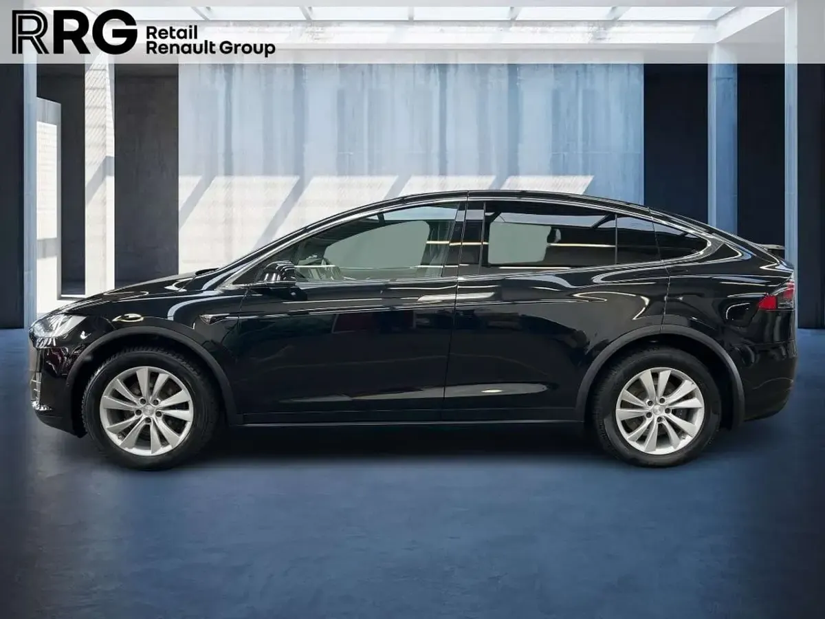 Second-hand Tesla Model X 344 kW (469 CP) 2017 Negru SUV