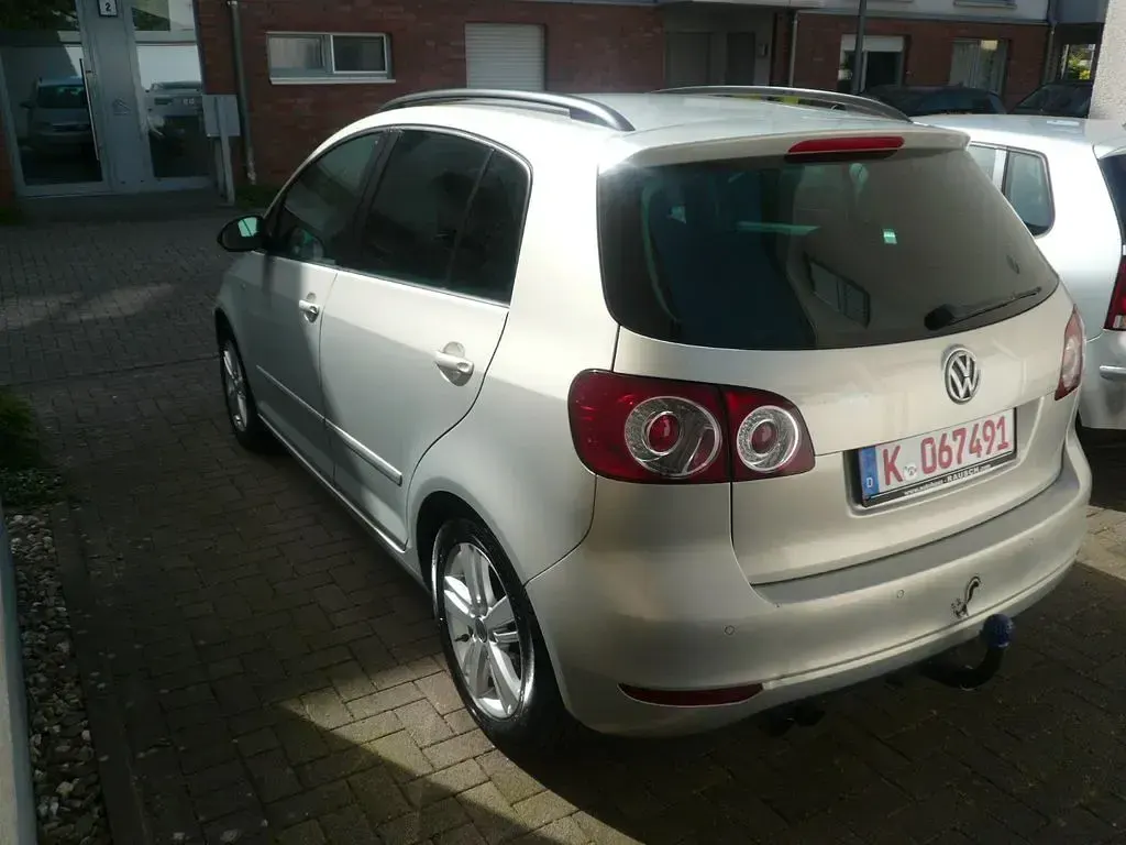 Używany VW Golf Plus Cross Match 122 KM (89 kW) 2012 Złoty Minivan