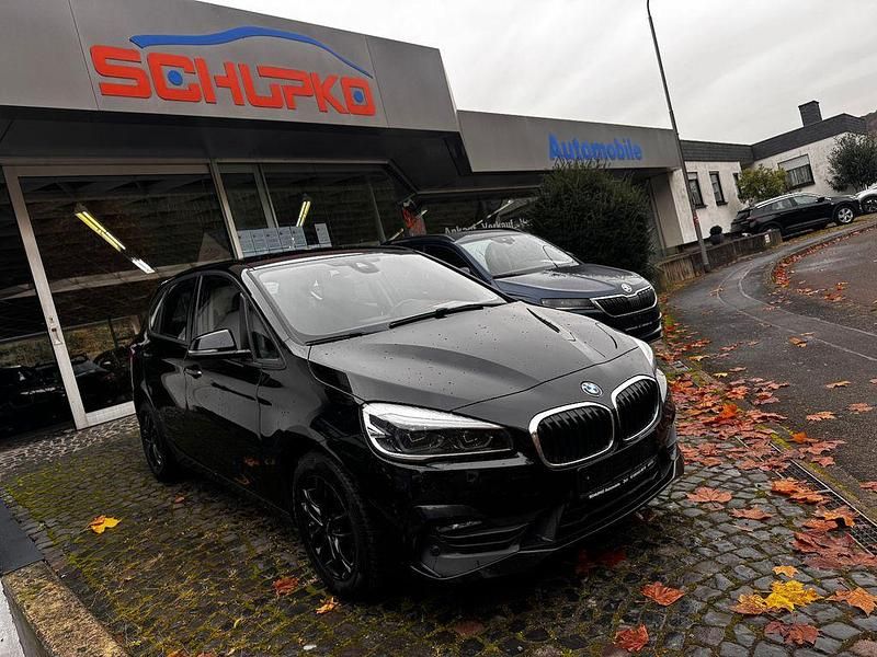 Schwarz Gebraucht 2019 BMW 218 Active Tourer Advantage Van / Kleinbus | 16.850 € (Fairer Preis) - Bild 1/4