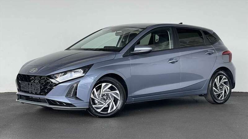 Blau Neu 2024 Hyundai i20 Kleinwagen | 21.970 € (Guter Preis) - Bild 1/4