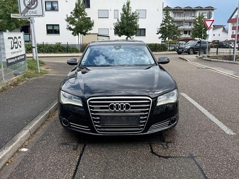 Schwarz Gebraucht 2011 Audi A8 Limousine | 11.990 € (Guter Preis) - Bild 1/4