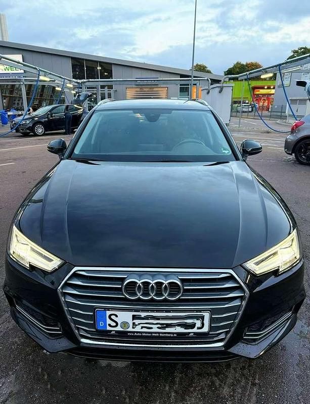 Schwarz Gebraucht 2018 Audi A4 Sport Kombi | 17.000 € (Fairer Preis) - Bild 1/4