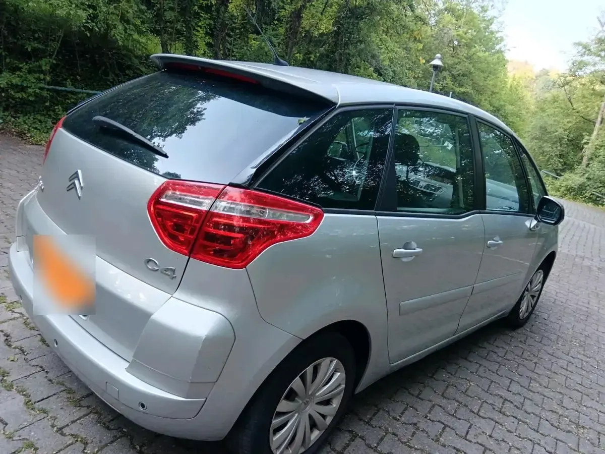 Gebraucht Citroën C4 Picasso 105 PS (77 kW) 2009 Silber Van / Kleinbus
