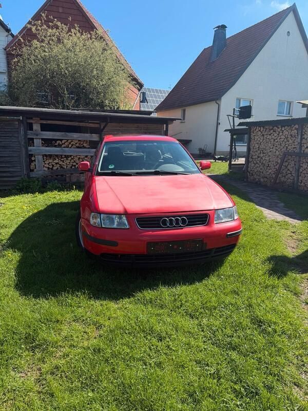 Rot Gebraucht 1997 Audi A3 | 500 € (Superpreis) - Bild 1/4