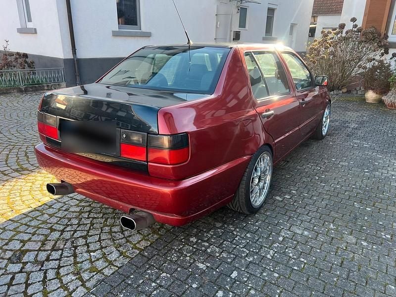 Usata VW Vento 174 CV (127 kW) 1996 Berlina