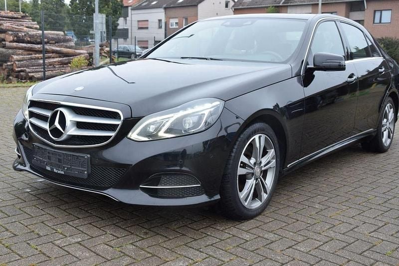 Gebraucht Mercedes E350 252 PS (185 kW) 2013 Schwarz Limousine