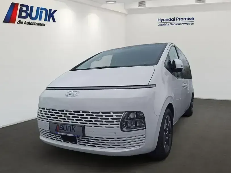 Gebraucht Hyundai Staria Prime 177 PS (130 kW) 2024 Van / Kleinbus