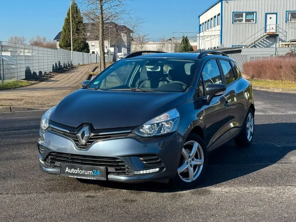 Gebraucht Renault Clio GrandTour Expression 75 PS (55 kW) 2017 Grau Kombi