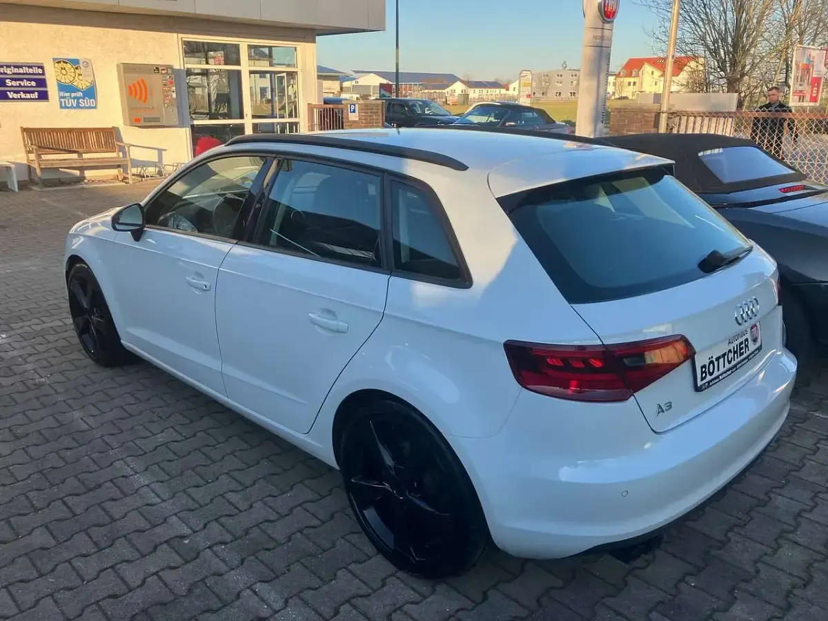 Gebraucht Audi A3 Ambition 179 PS (131 kW) 2013 Gletscherweiss metallic Kombi