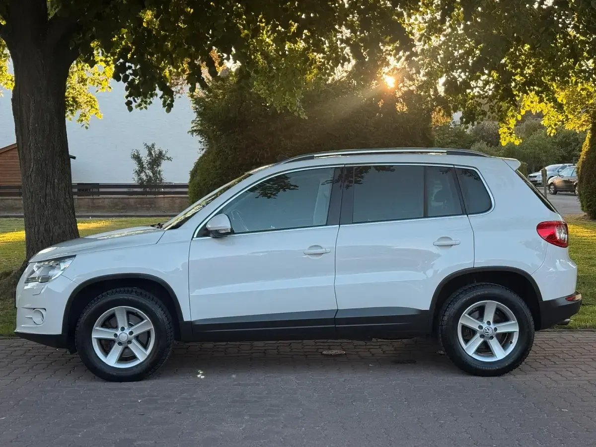 Gebraucht VW Tiguan 150 PS (110 kW) 2009 Weiß SUV