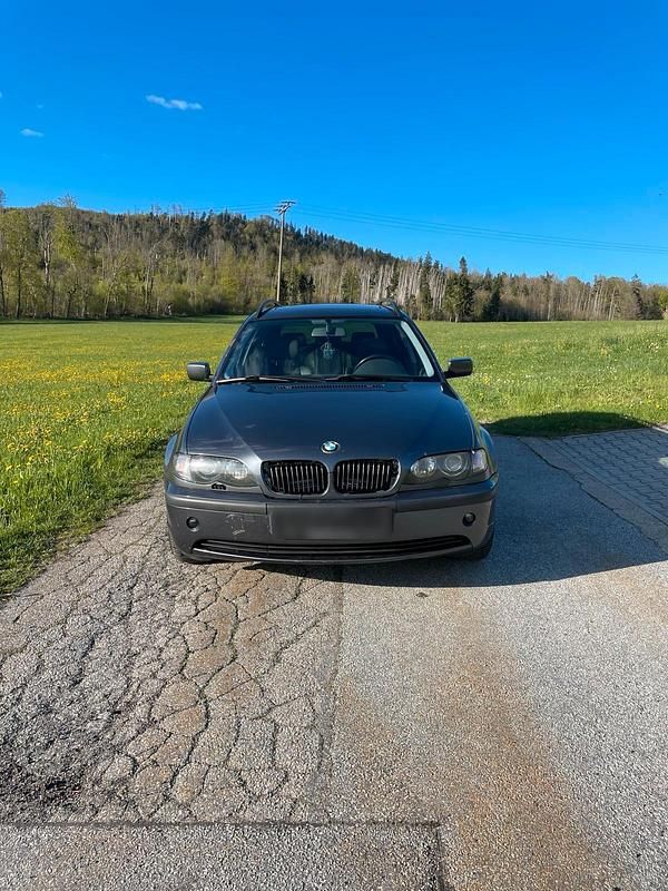 Używany BMW 325 192 KM (141 kW) 2001 Szary Kombi