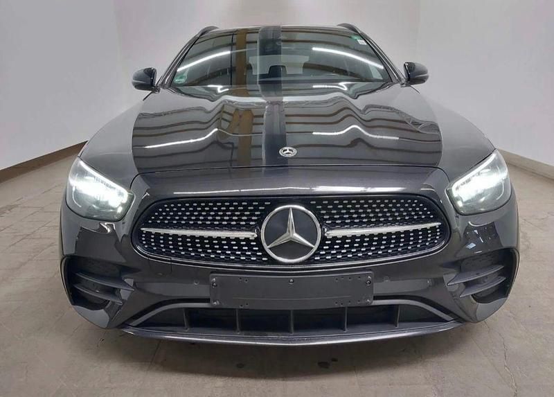 Gebraucht Mercedes E220 AMG 200 PS (147 kW) 2023 Grau Kombi