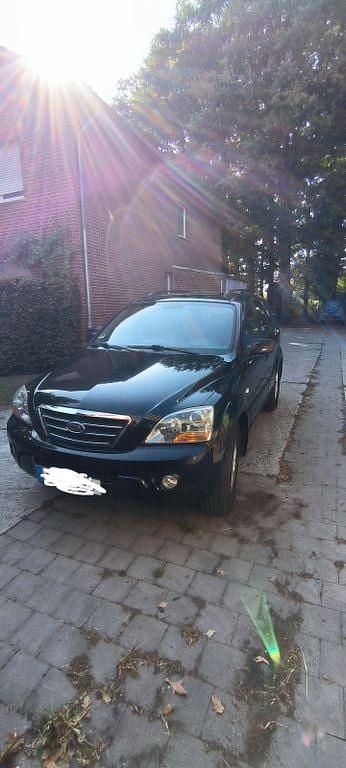 Schwarz Gebraucht 2007 Kia Sorento LX SUV | 4.449 € (Fairer Preis) - Bild 1/4