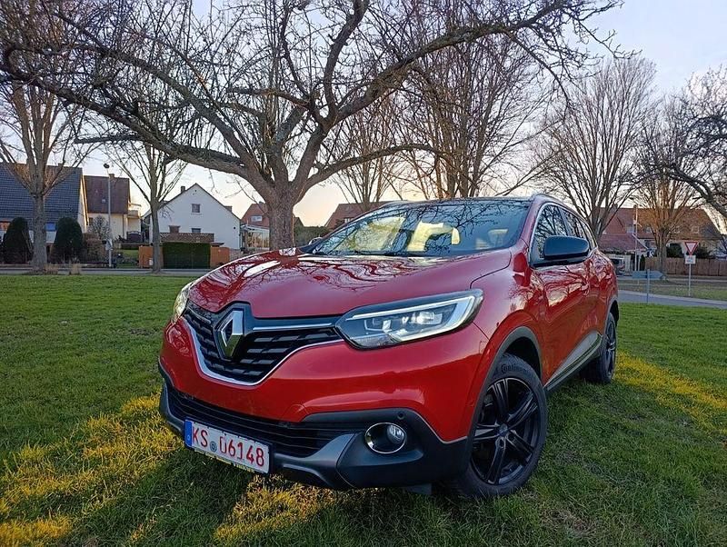Gebraucht Renault Kadjar Bose Edition 131 PS (96 kW) 2015 Rot SUV