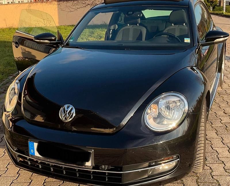 Schwarz Gebraucht 2012 VW Beetle Coupé | 8.999 € (Fairer Preis) - Bild 1/4