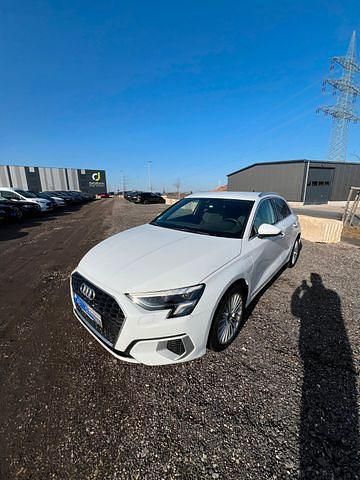 Gebraucht Audi A3 Sportback e-tron Advanced 204 PS (150 kW) 2020 Weißkeine angabe Kleinwagen
