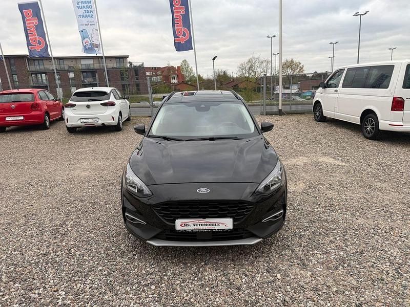 Usata Ford Focus Active 125 CV (91 kW) 2019 Nero Berlina