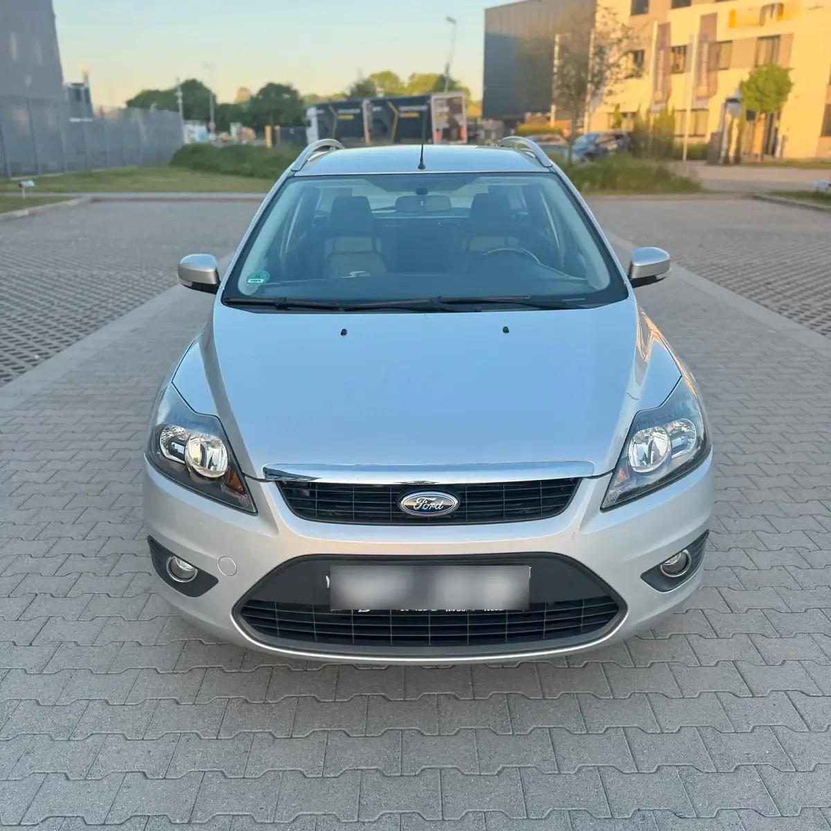 Gebraucht Ford Focus 125 PS (91 kW) 2011 Silber Kombi