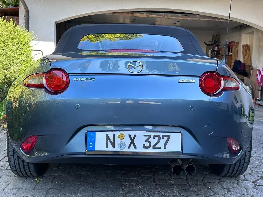 Gebraucht Mazda MX5 Sports-Line 160 PS (117 kW) 2016 Blau Cabrio