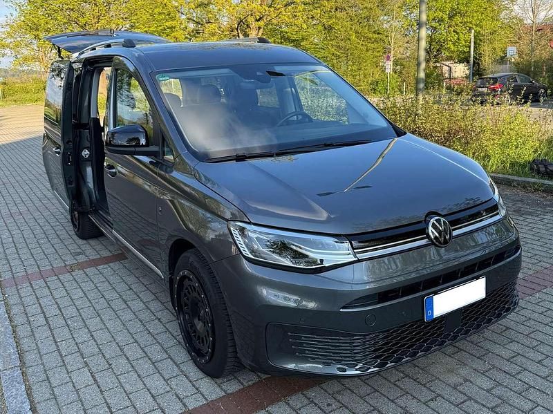 Gebraucht VW Caddy Maxi 122 PS (89 kW) 2024 Grau Van / Kleinbus
