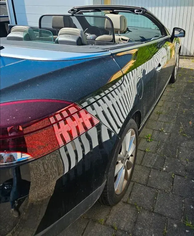 Gebraucht Renault Mégane Cabriolet Luxe 131 PS (96 kW) 2011 Schwarz Cabrio