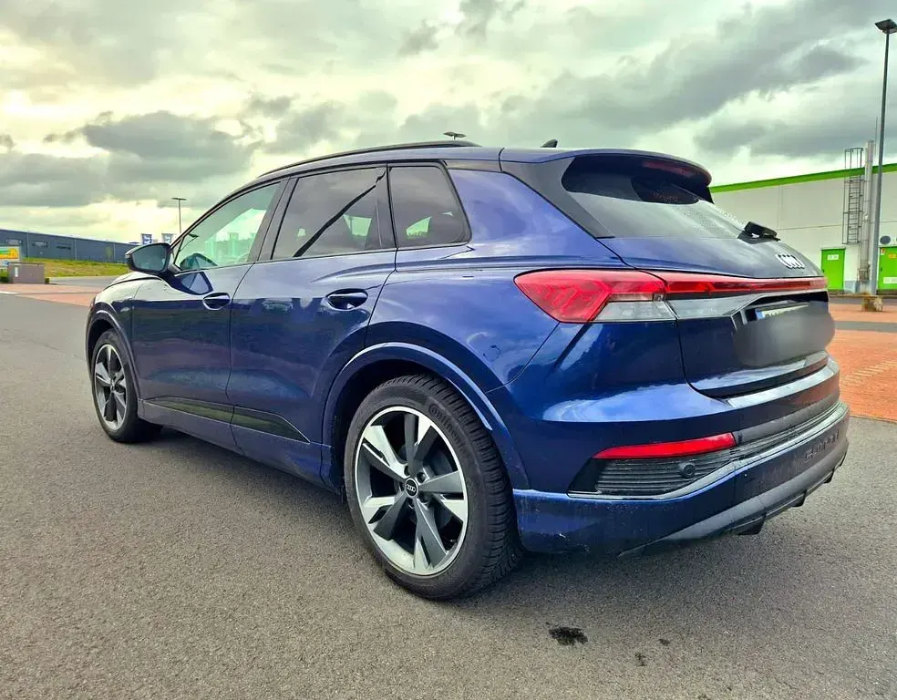 Gebraucht Audi Q4 e-tron S-Line 125 kW (170 PS) 2022 Blau SUV