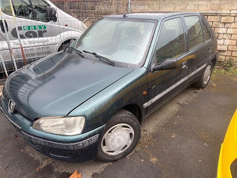 Gebraucht Peugeot 106 88 PS (64 kW) 1996 Grün Kleinwagen