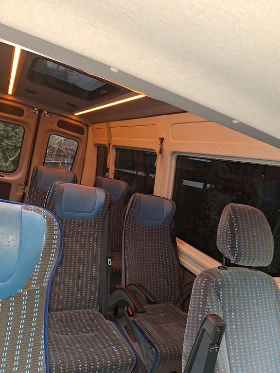 Gebraucht Iveco Daily 136 PS (100 kW) 2019 Grau Van / Kleinbus