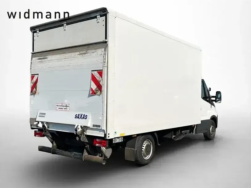 Używany Iveco Daily 156 KM (114 kW) 2019 Biały Minivan