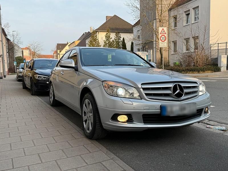 Usata Mercedes C220 170 CV (125 kW) 2008 Argento Berlina