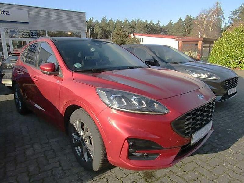 Gebraucht Ford Kuga ST-Line X 150 PS (110 kW) 2023 Rot SUV