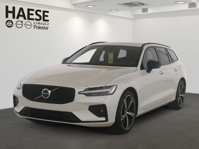 Weiß Gebraucht 2024 Volvo V60 Plus Kombi | 37.600 € (Guter Preis) - Bild 1/4
