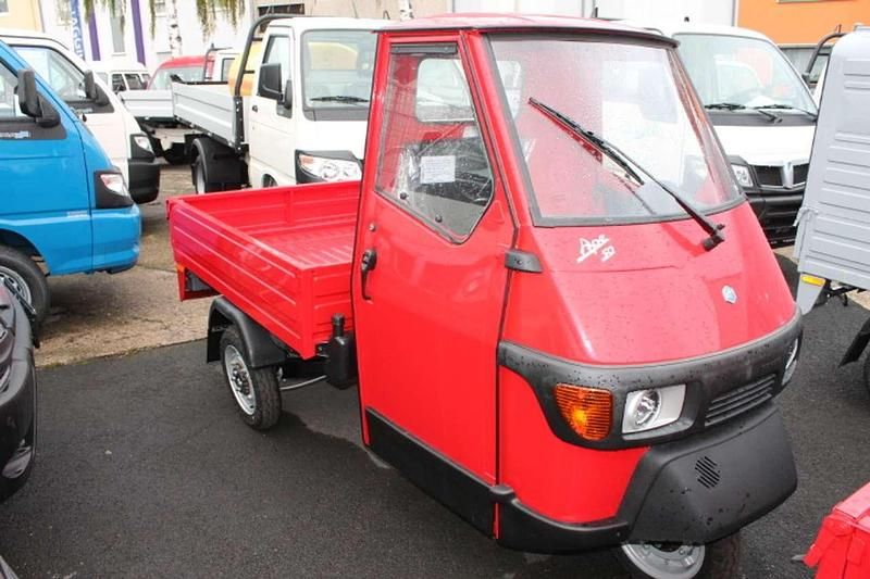 Rot Neu 2025 Piaggio APE SUV | 7.795 € - Bild 1/4