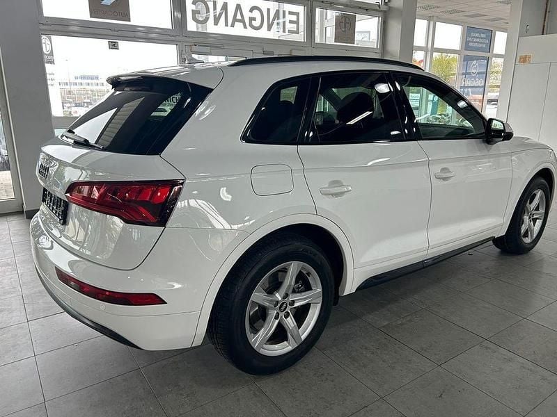 Gebraucht Audi Q5 Sport 163 PS (119 kW) 2020 Ibisweiss SUV
