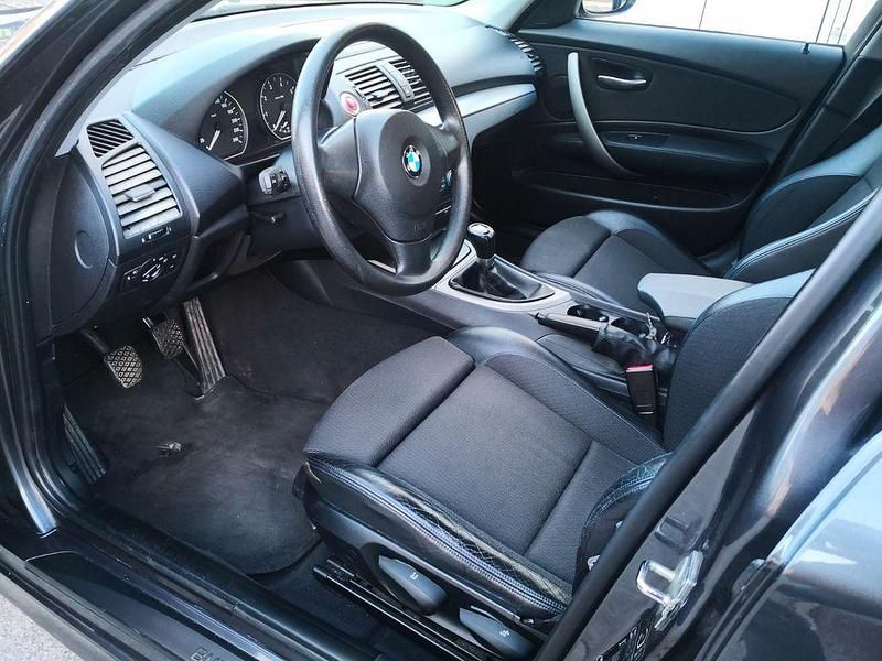 Gebraucht BMW 118 Performance 143 PS (105 kW) 2007 Grau Kleinwagen