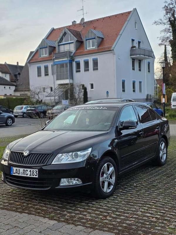 Gebraucht Skoda Octavia Elegance 160 PS (117 kW) 2011 Limousine