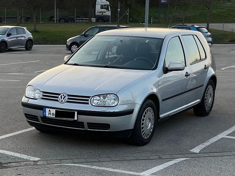 Silber Gebraucht 1999 VW Golf IV Basis Limousine | 1.700 € (Fairer Preis) - Bild 1/4