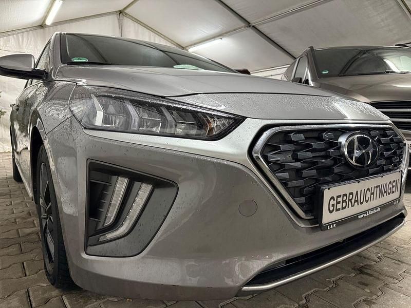 Gebraucht Hyundai Ioniq Style 105 PS (77 kW) 2022 Grau Kleinwagen