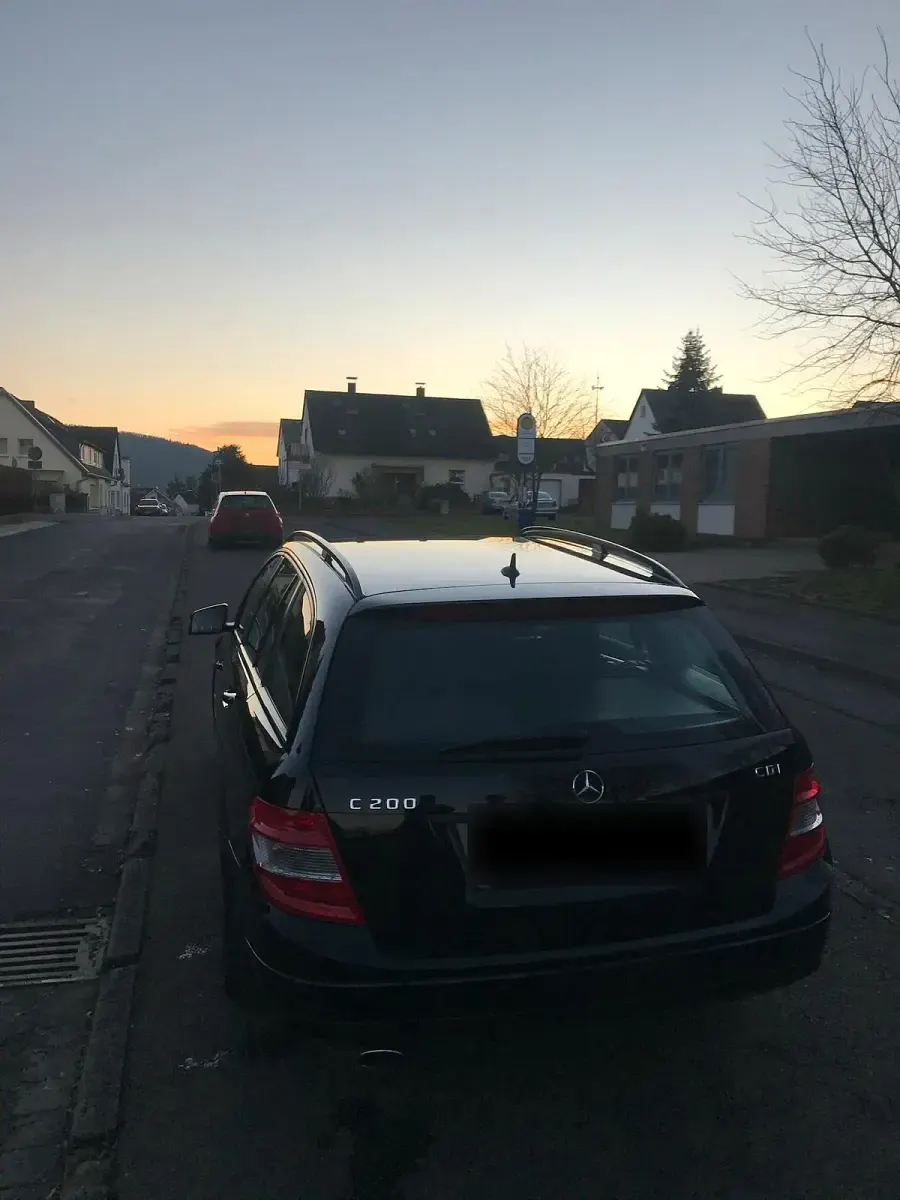 Gebraucht Mercedes C200 136 PS (100 kW) 2009 Schwarz Kombi