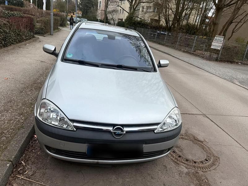 Gebraucht Opel Corsa 75 PS (55 kW) 2004 Silber Kleinwagen
